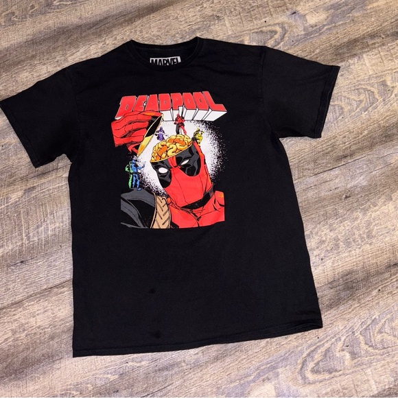Deadpool T Shirt Marvel Comics Size Large - Picture 1 of 6